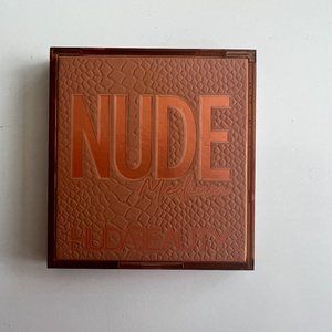 HUDA BEAUTY | Nude Obsessions Eyeshadow Palette | Color: Nude Medium